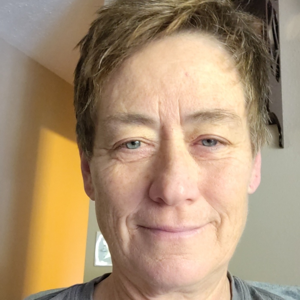 Meet your Posher, Kellie
